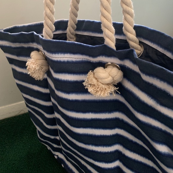 Large Striped Beach Tote Bag - Picture 4 of 4